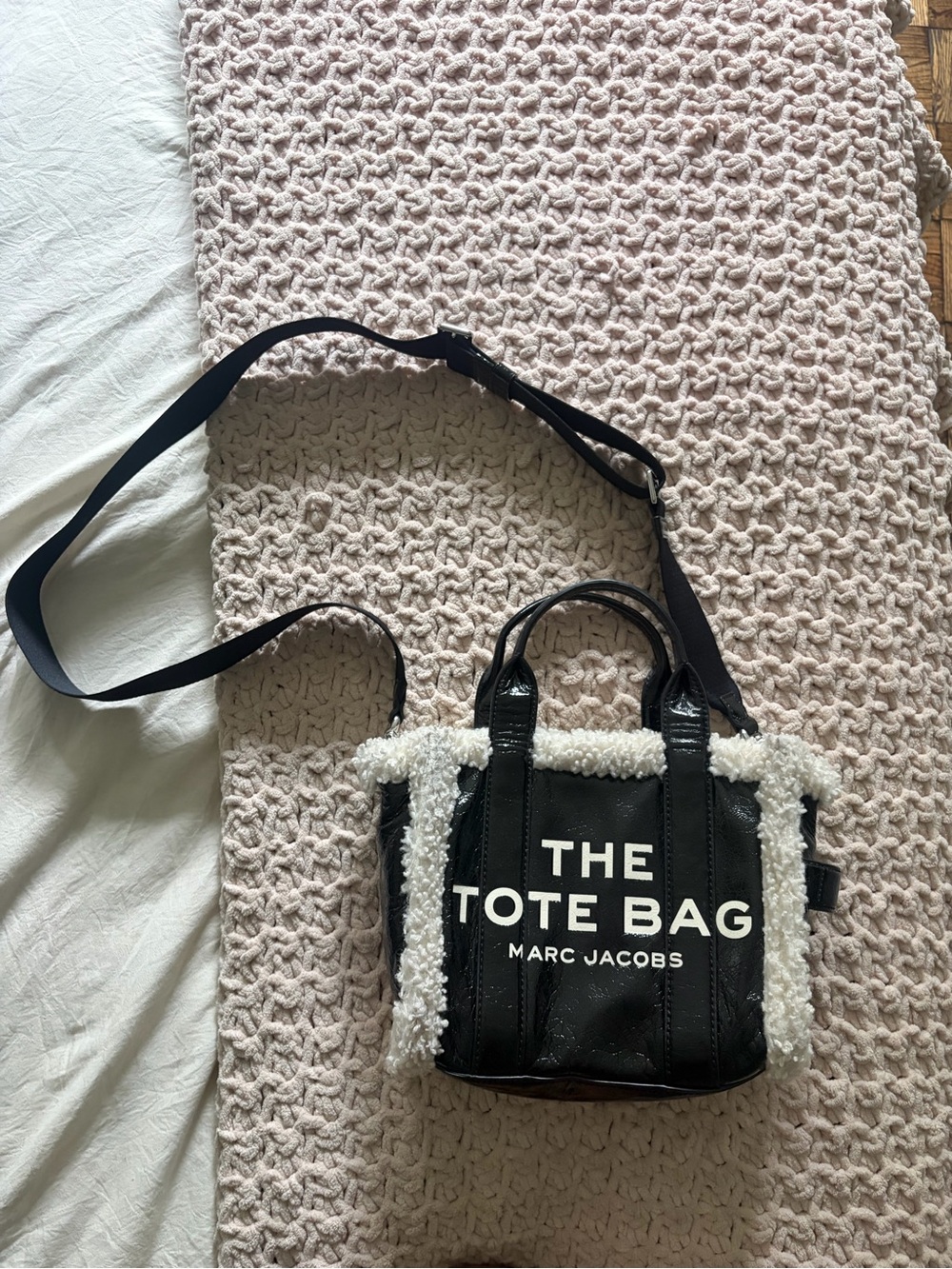 Marc Jacobs Tote Bag with White Shearling Trim